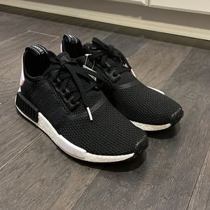 Adidas NMD_R1 NMD Boost Shoes Sneakers new B37649 black lilac Women’s Size 9.5